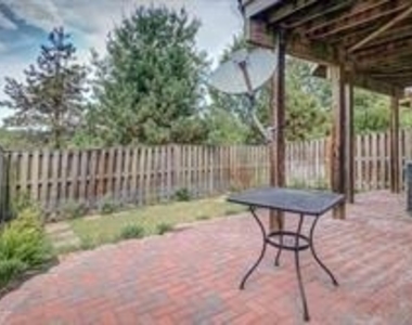 8070 Samuel Wallis Street - Photo Thumbnail 28
