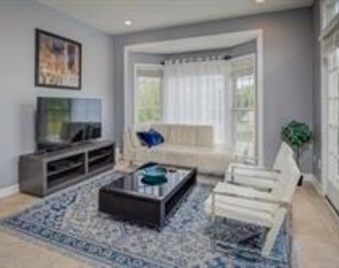 8070 Samuel Wallis Street - Photo Thumbnail 9