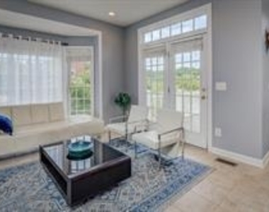 8070 Samuel Wallis Street - Photo Thumbnail 10