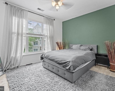 3009 Nicosh Circle - Photo Thumbnail 13
