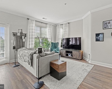 3009 Nicosh Circle - Photo Thumbnail 10