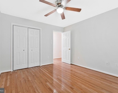 7204 Olde Lantern Way - Photo Thumbnail 21