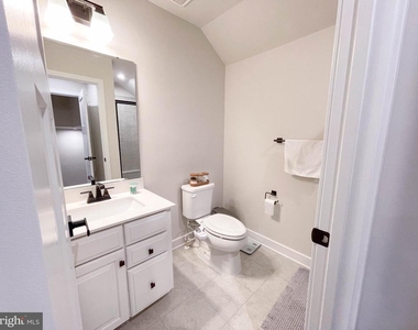 4480 Commons Drive - Photo Thumbnail 26