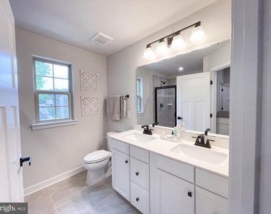 4480 Commons Drive - Photo Thumbnail 17