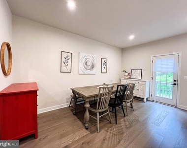 4480 Commons Drive - Photo Thumbnail 10
