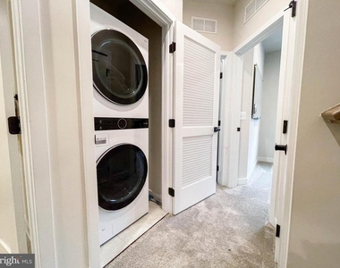4480 Commons Drive - Photo Thumbnail 23