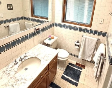 7403 Essex Avenue - Photo Thumbnail 8