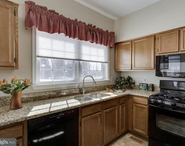 5511 Village Center Drive - Photo Thumbnail 1