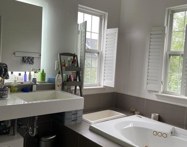 3826 Watkins Mill Drive - Photo Thumbnail 10