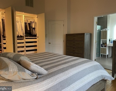 3826 Watkins Mill Drive - Photo Thumbnail 8