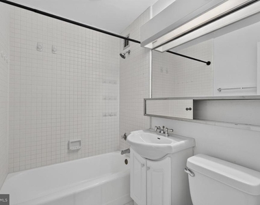 1121 Arlington Boulevard - Photo Thumbnail 12