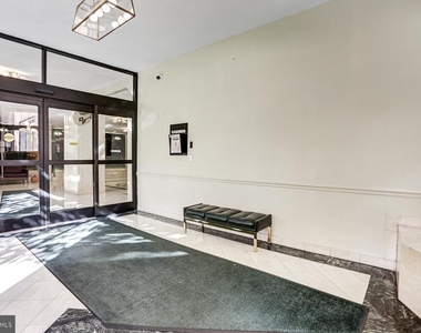 1121 Arlington Boulevard - Photo Thumbnail 16