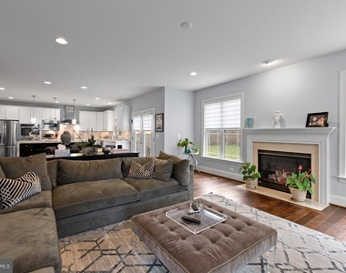 849 N Jacksonville Street - Photo Thumbnail 10