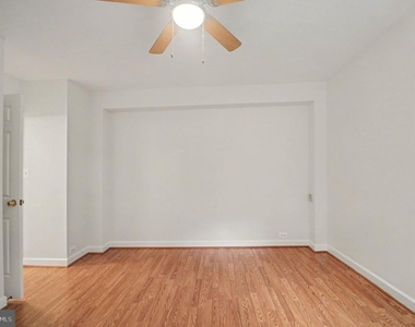 4318 N Pershing Drive - Photo Thumbnail 12