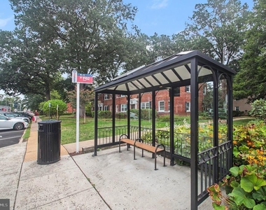 4318 N Pershing Drive - Photo Thumbnail 14