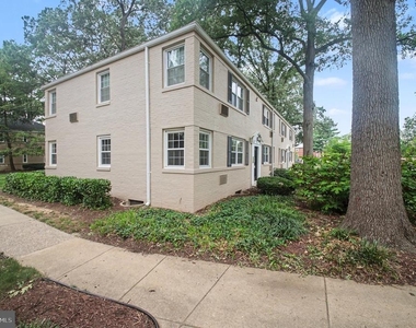 4318 N Pershing Drive - Photo Thumbnail 18