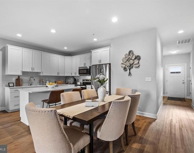 137 Coastal Drive - Photo Thumbnail 7