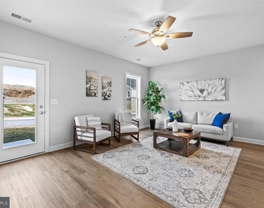 137 Coastal Drive - Photo Thumbnail 4