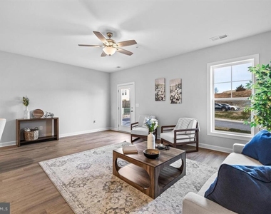 137 Coastal Drive - Photo Thumbnail 5