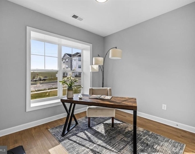 137 Coastal Drive - Photo Thumbnail 20
