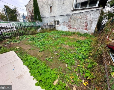 4633 Penn Street - Photo Thumbnail 14