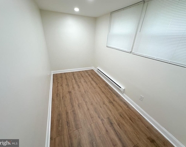 4633 Penn Street - Photo Thumbnail 8