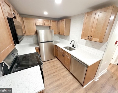 4633 Penn Street - Photo Thumbnail 1