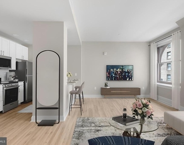 1420 Chestnut Street - Photo Thumbnail 8