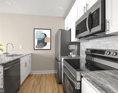 1420 Chestnut Street - Photo Thumbnail 15