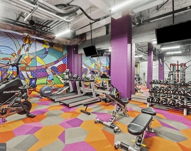 312 Walnut Street - Photo Thumbnail 10
