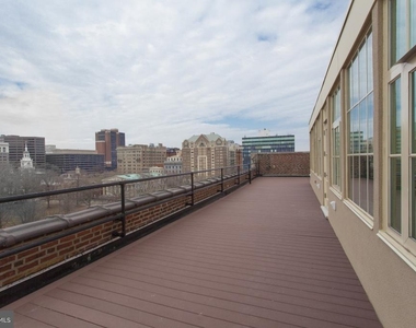 312 Walnut Street - Photo Thumbnail 8