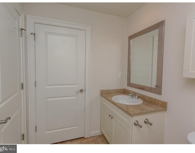 312 Walnut Street - Photo Thumbnail 16