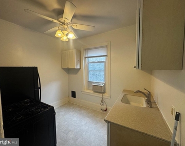 2140 N Van Pelt - Photo Thumbnail 9