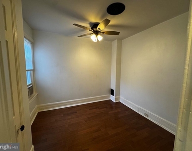 2140 N Van Pelt - Photo Thumbnail 5