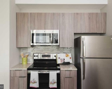 218 Arch Street - Photo Thumbnail 28