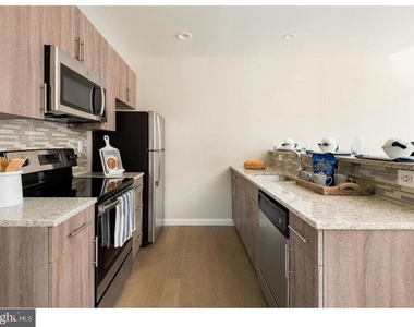 218 Arch Street - Photo Thumbnail 1