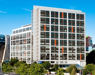 235 N Columbus Boulevard - Photo Thumbnail 59