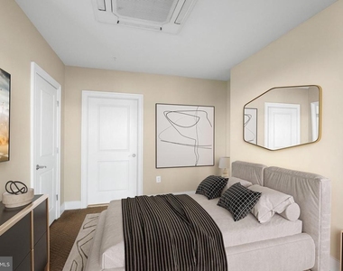 235 N Columbus Boulevard - Photo Thumbnail 35