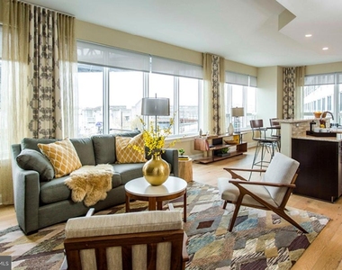 235 N Columbus Boulevard - Photo Thumbnail 49