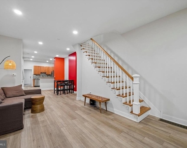 5512 Master Street - Photo Thumbnail 1