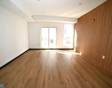 1716 N 2nd Street - Photo Thumbnail 11