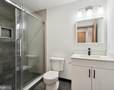 1716 N 2nd Street - Photo Thumbnail 18