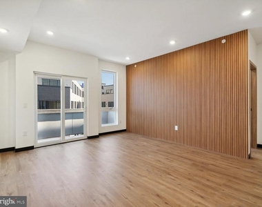 1716 N 2nd Street - Photo Thumbnail 12