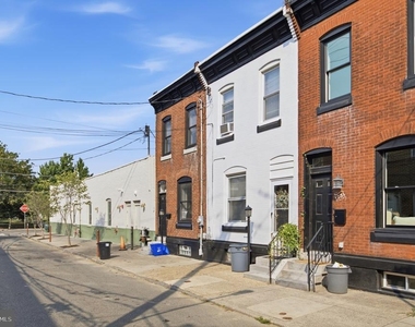1733 Blair Street - Photo Thumbnail 23