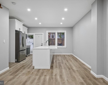 547 S Yewdall Street - Photo Thumbnail 11