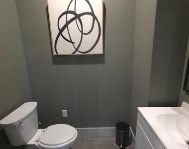 3503 Midvale Avenue - Photo Thumbnail 14