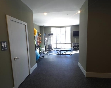 3503 Midvale Avenue - Photo Thumbnail 8