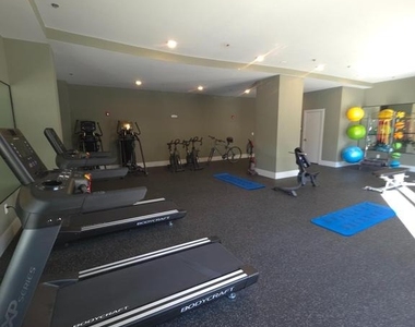 3503 Midvale Avenue - Photo Thumbnail 11