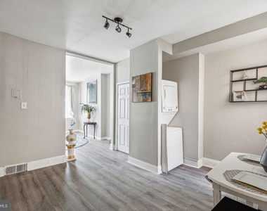 2203 Ellsworth Street - Photo Thumbnail 2