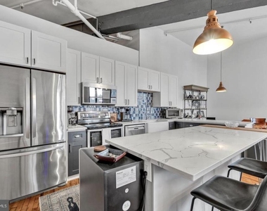 428 N 13th Street - Photo Thumbnail 7